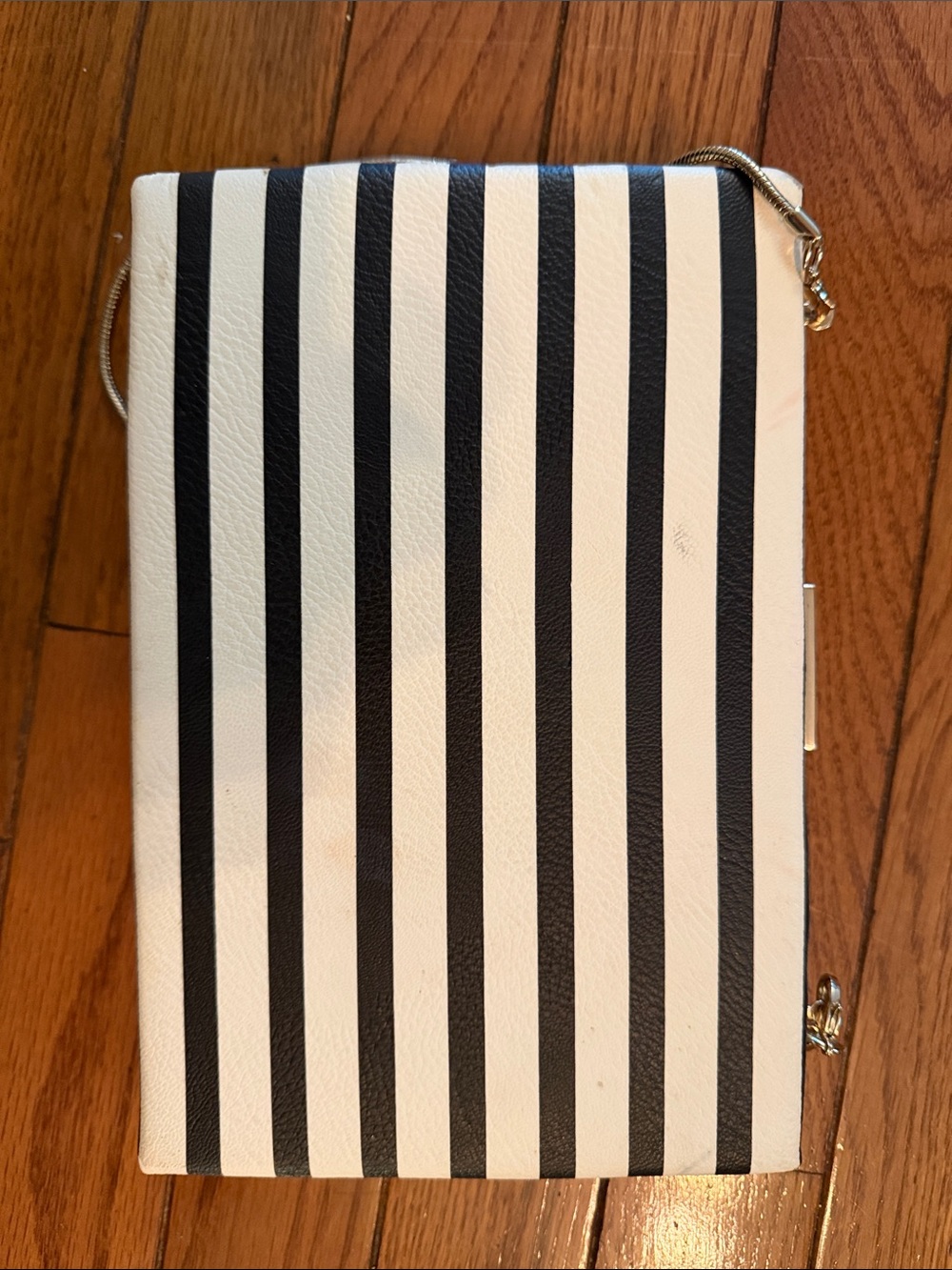 Kate Spade Striped Toucan Crossbody Bag in Black & White - Picture 10 of 12